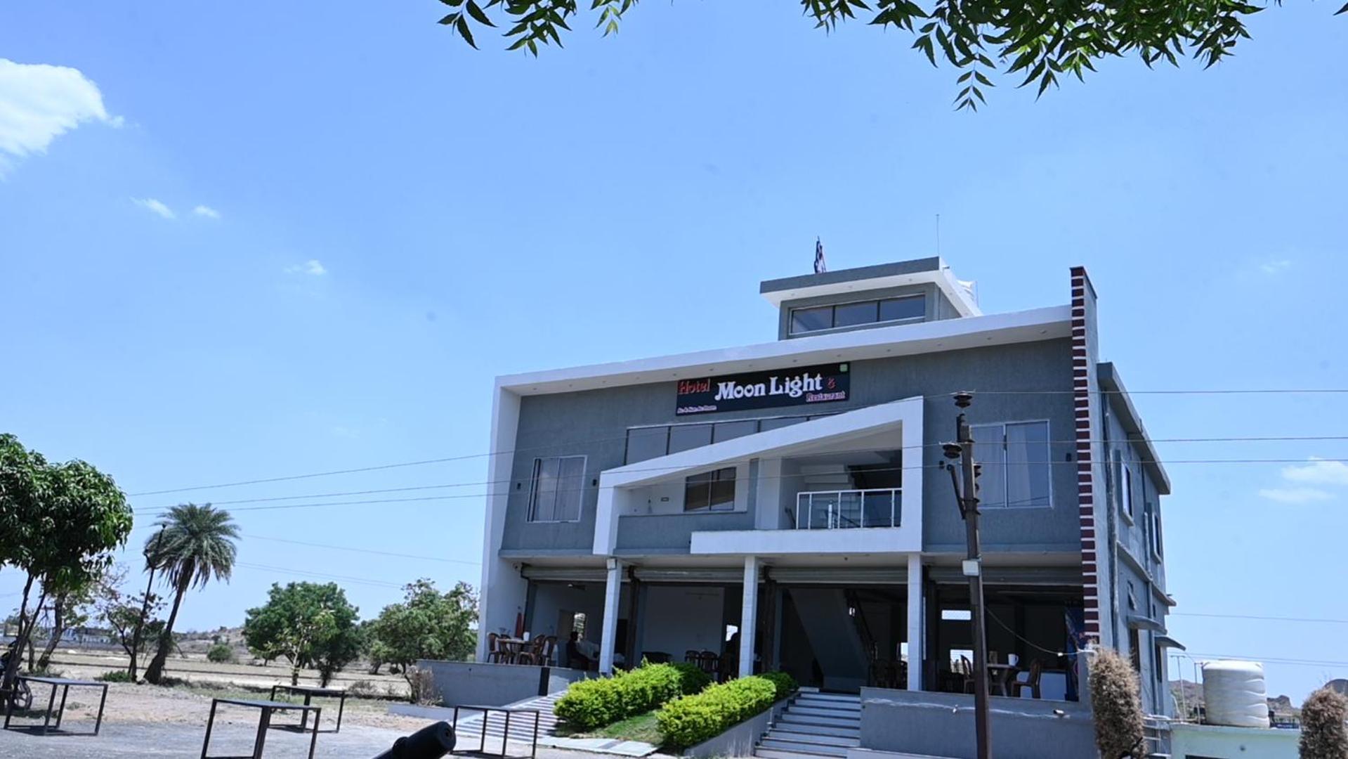 Hotel Moonlight & Restaurant Sehore Exterior foto