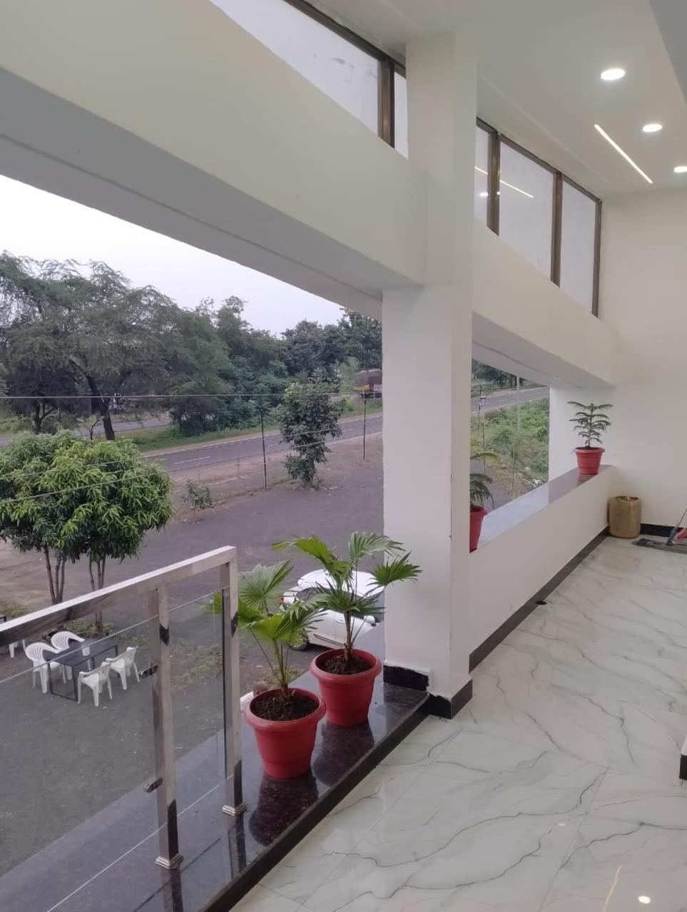 Hotel Moonlight & Restaurant Sehore Exterior foto